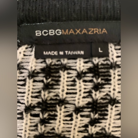 BCBGMaxAzria Long‎ Sleeve Houndstooth Button Front Cardigan, Black and White, L - Picture 5 of 6